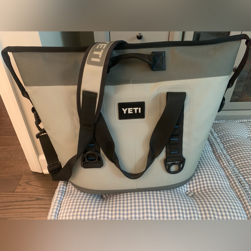 COPY - Yeti Hopper30-like new condition